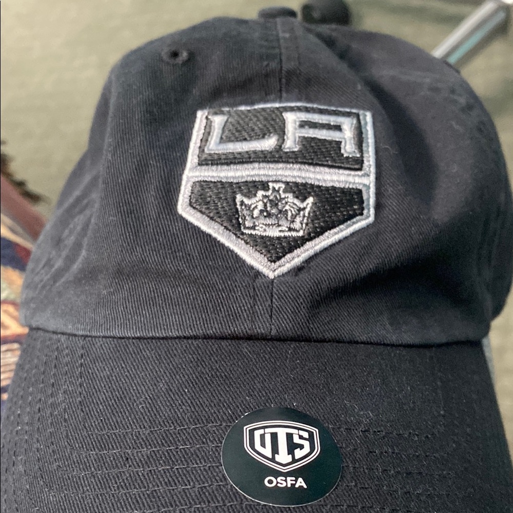 NHL 🏒LA Kings Black Cap, OSF, Adjustable